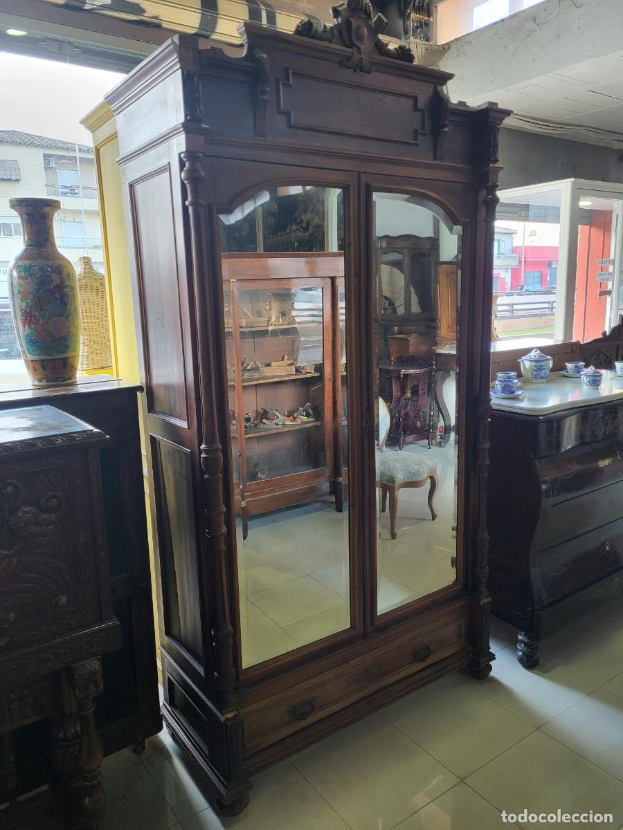 Antig&uuml;edades: Armario de estilo Alfonsino - Foto 1