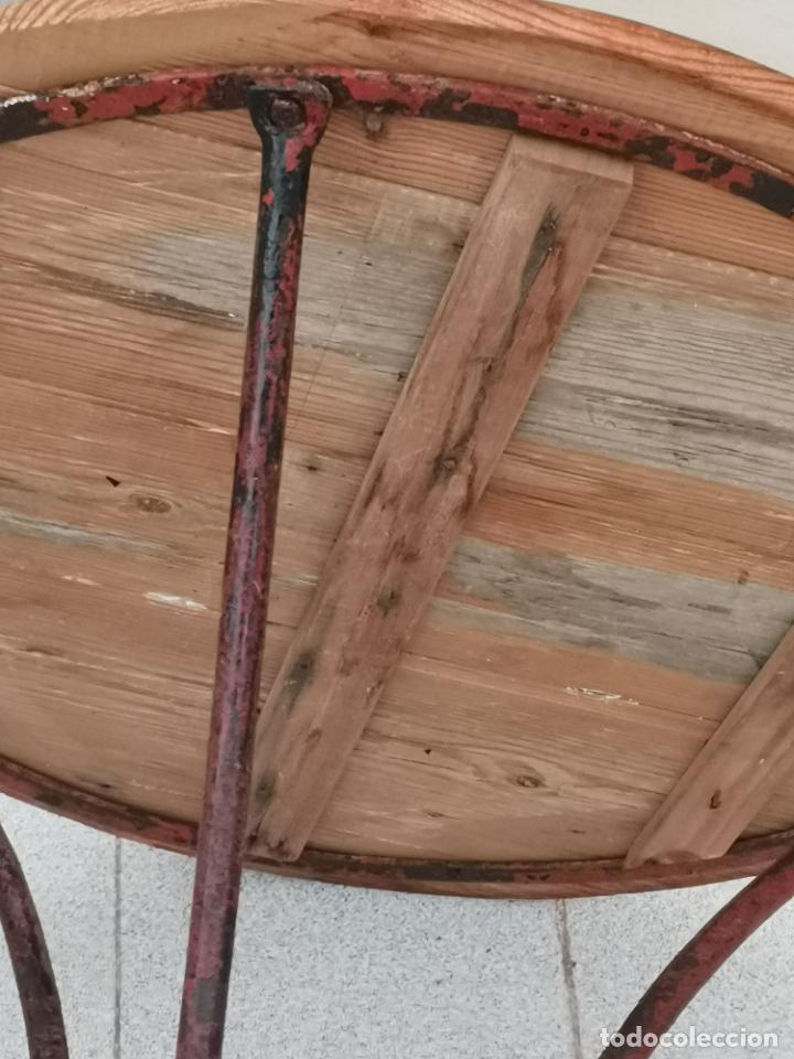 Antig&uuml;edades: ANTIGUA MESA VELADOR - Foto 9