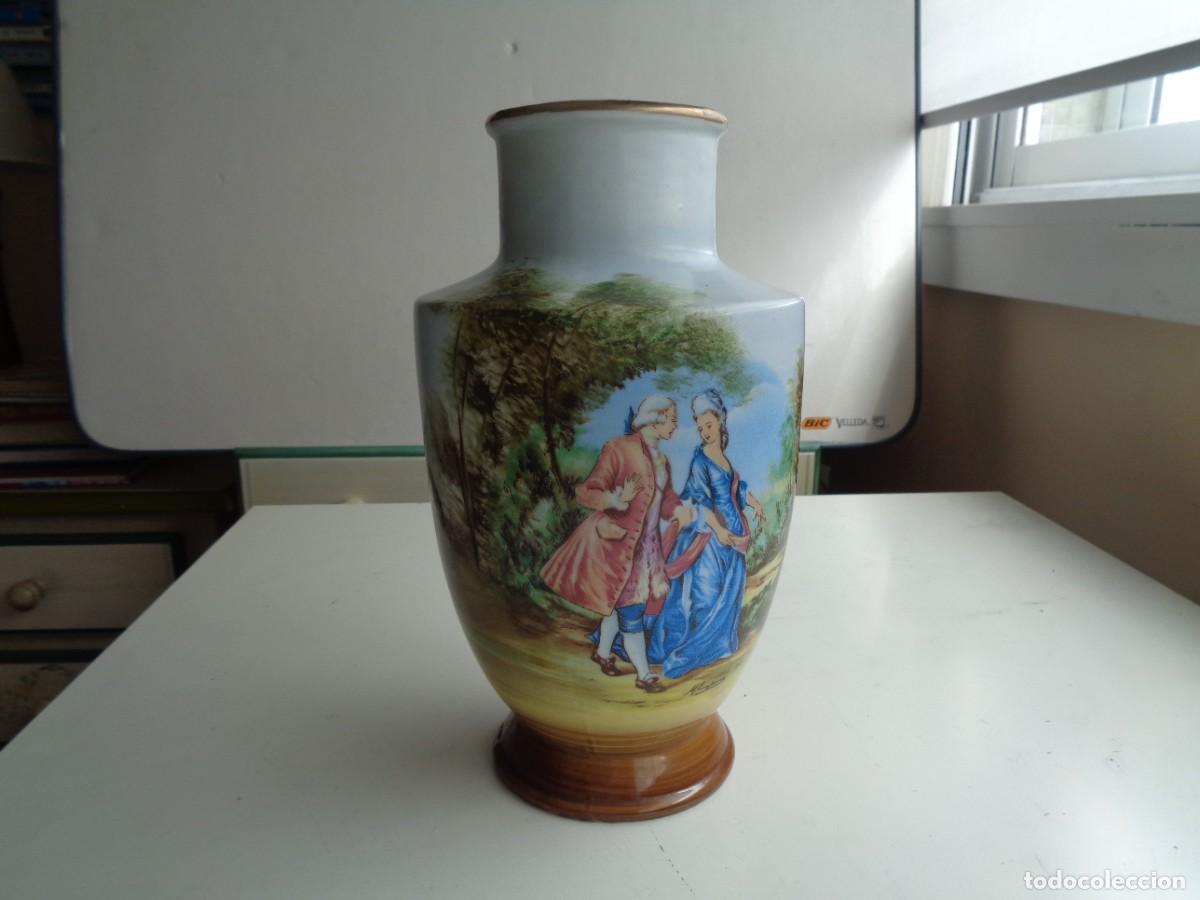 Antig&uuml;edades: JARRON DE PORCELANA - Foto 1