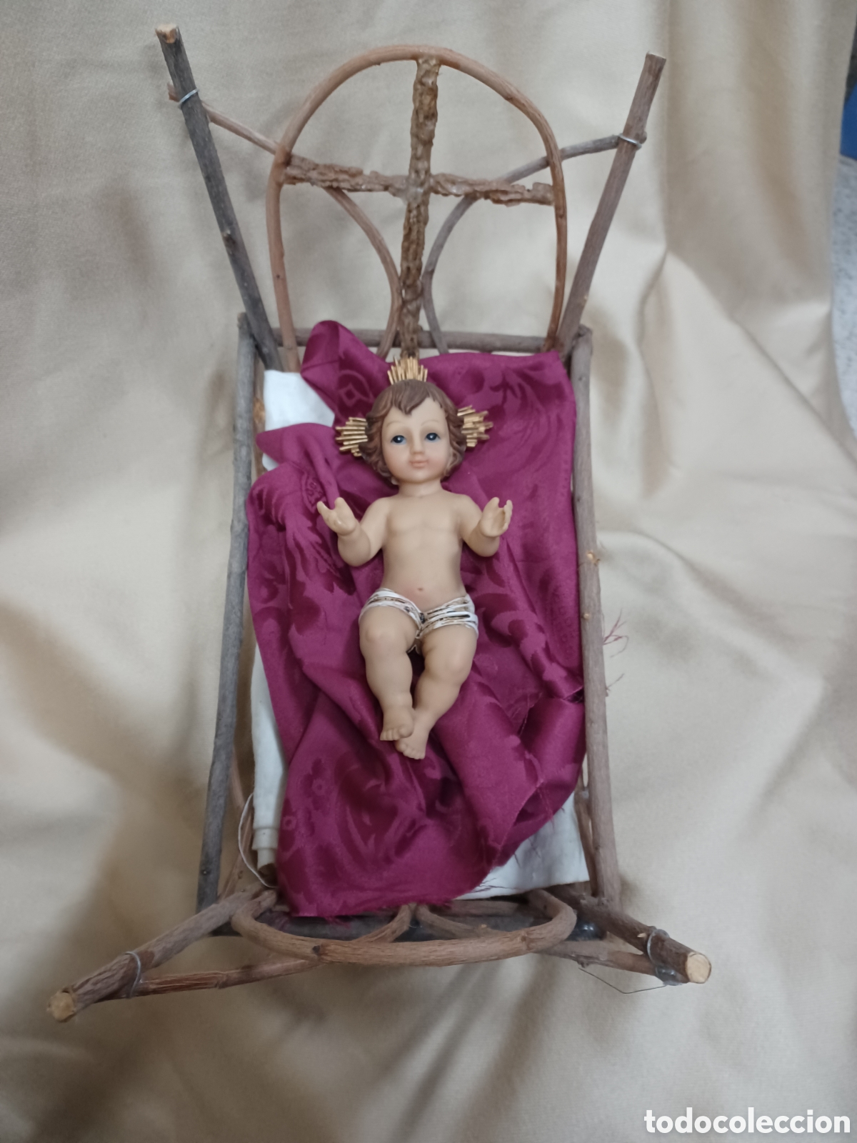 Antig&uuml;edades: Ni&ntilde;o Jes&uacute;s con cuna - Foto 1