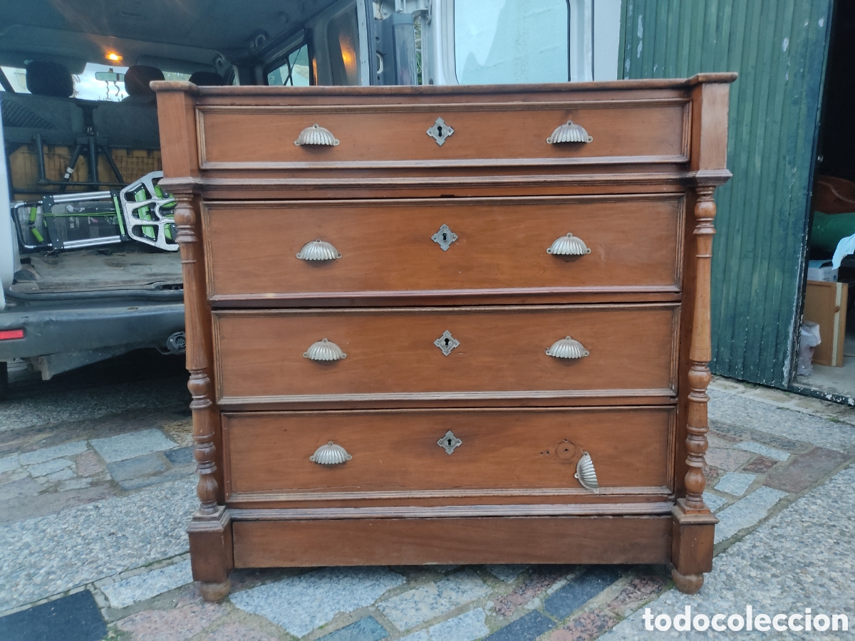 Antig&uuml;edades: Comoda antigua - Foto 1