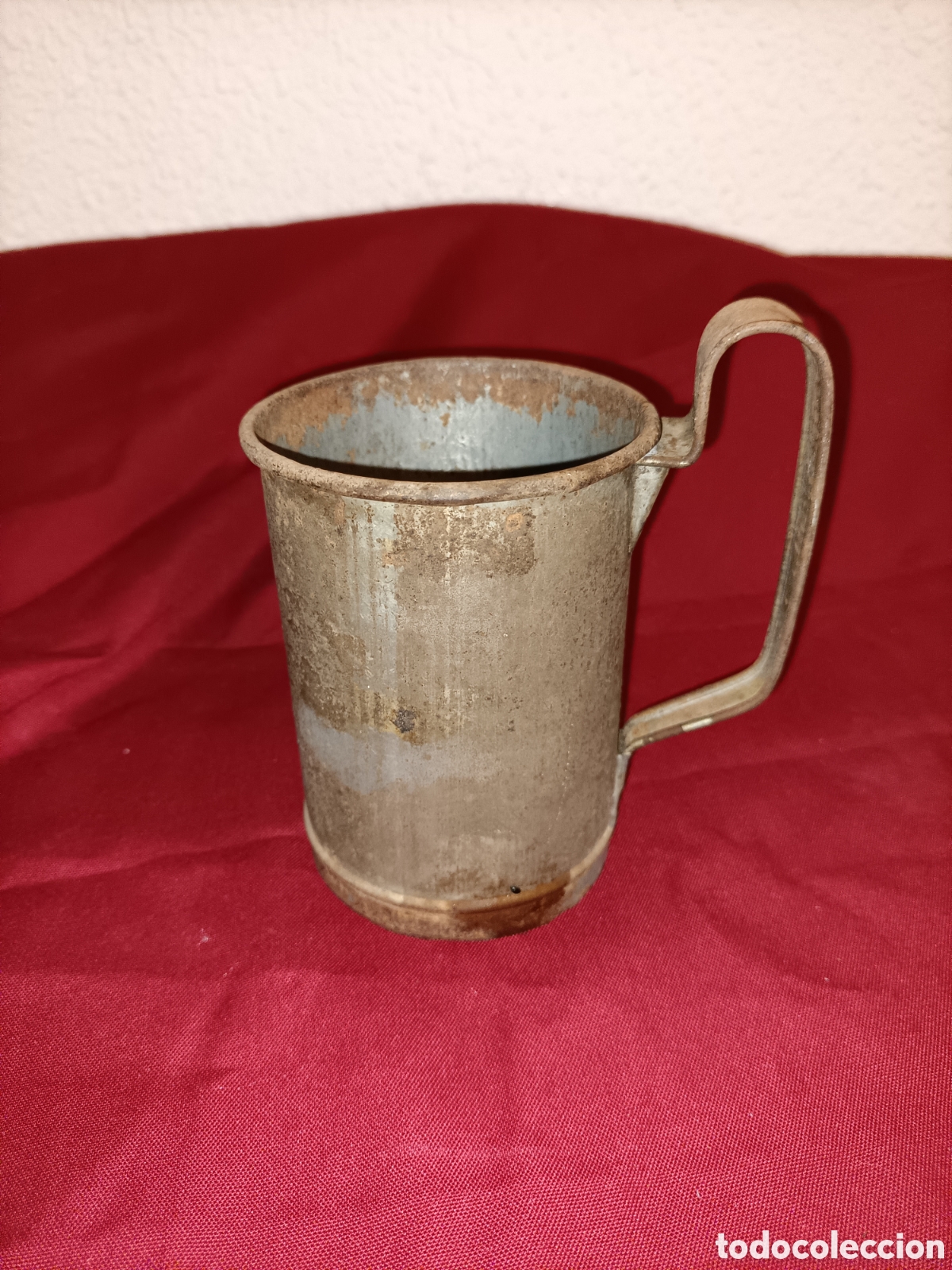 Antiguidades: Especie de filtro colador. Parte de otro &uacute;til. 13 x 8 cms