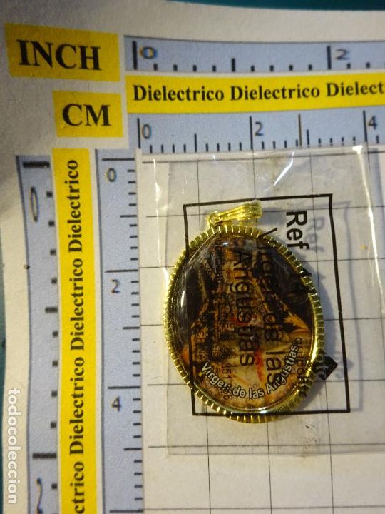 Antigüedades: MEDALLA RELIGIOSA. VIRGEN DE LAS ANGUSTIAS. BAÑADO ORO. ADVOCACIONES MARIANAS DE ESPAÑA. PRECINTADA