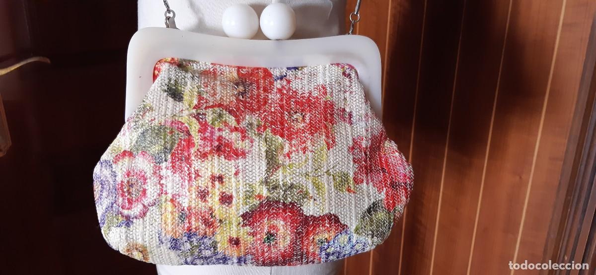 Antig&uuml;edades: BONITO BOLSO CON CADENA Y BOQUILLA DE PASTA. - Foto 2