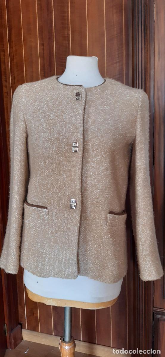 Antig&uuml;edades: BONITA CHAQUETA DE ZARA BASIC TALLA M. - Foto 1