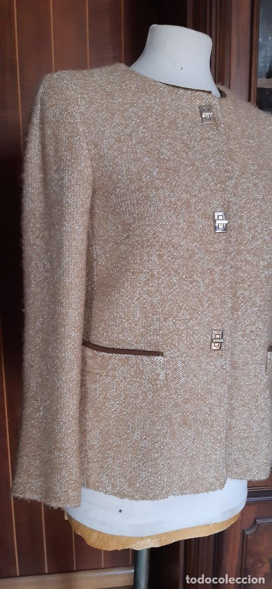 Antig&uuml;edades: BONITA CHAQUETA DE ZARA BASIC TALLA M. - Foto 3
