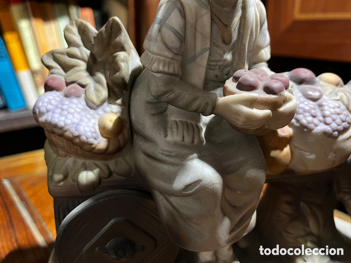 Antig&uuml;edades: Anciana con cestos sobre burro. Biscuit. - Foto 10
