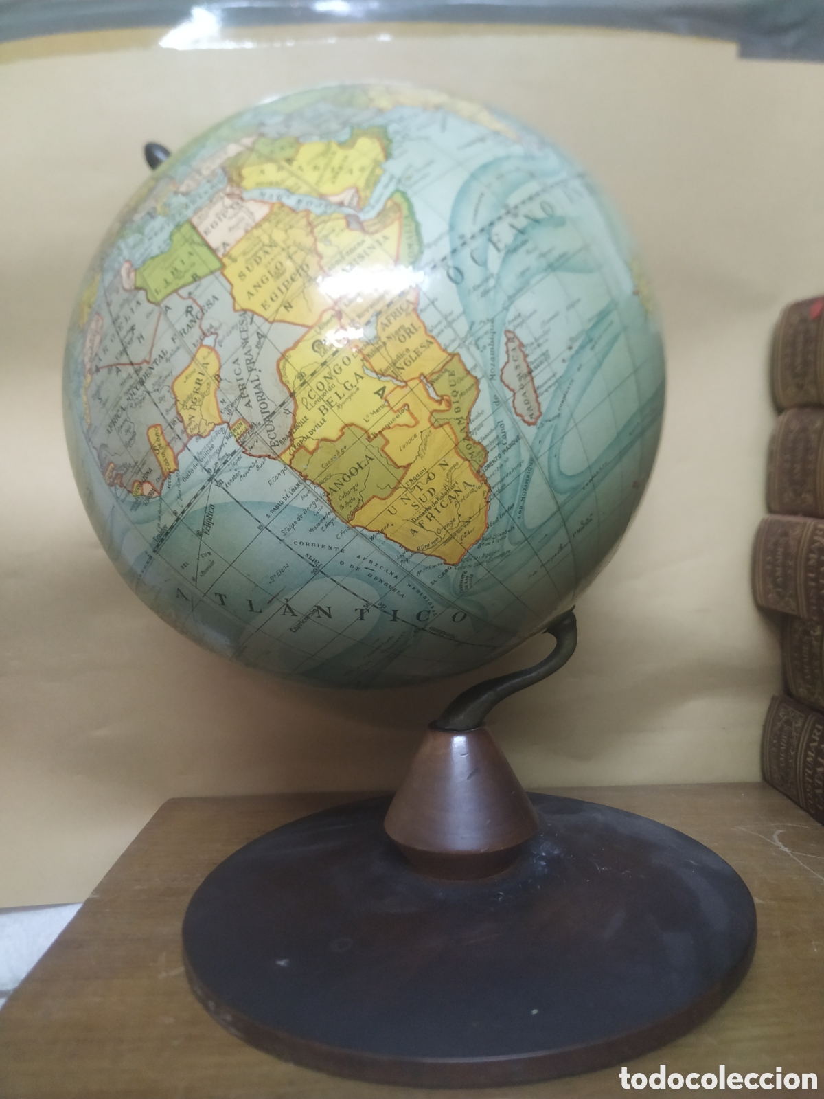 Antig&uuml;edades: Globo terr&aacute;queo de yeso - Foto 3