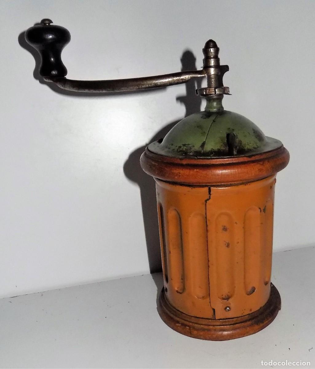 Antig&uuml;edades: MOLINILLO DE CAF&Eacute; CIL&Iacute;NDRICO. MARCA ELMA. MODELO 1418. TAMA&Ntilde;O 2. ESPA&Ntilde;A. CA. 1924/1960