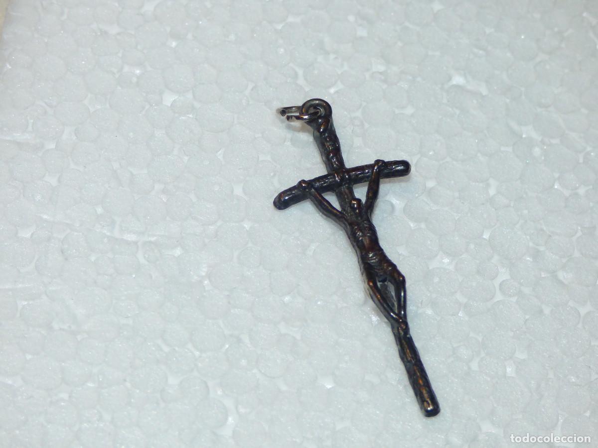 Antig&uuml;edades: Crucifijo. - Foto 1