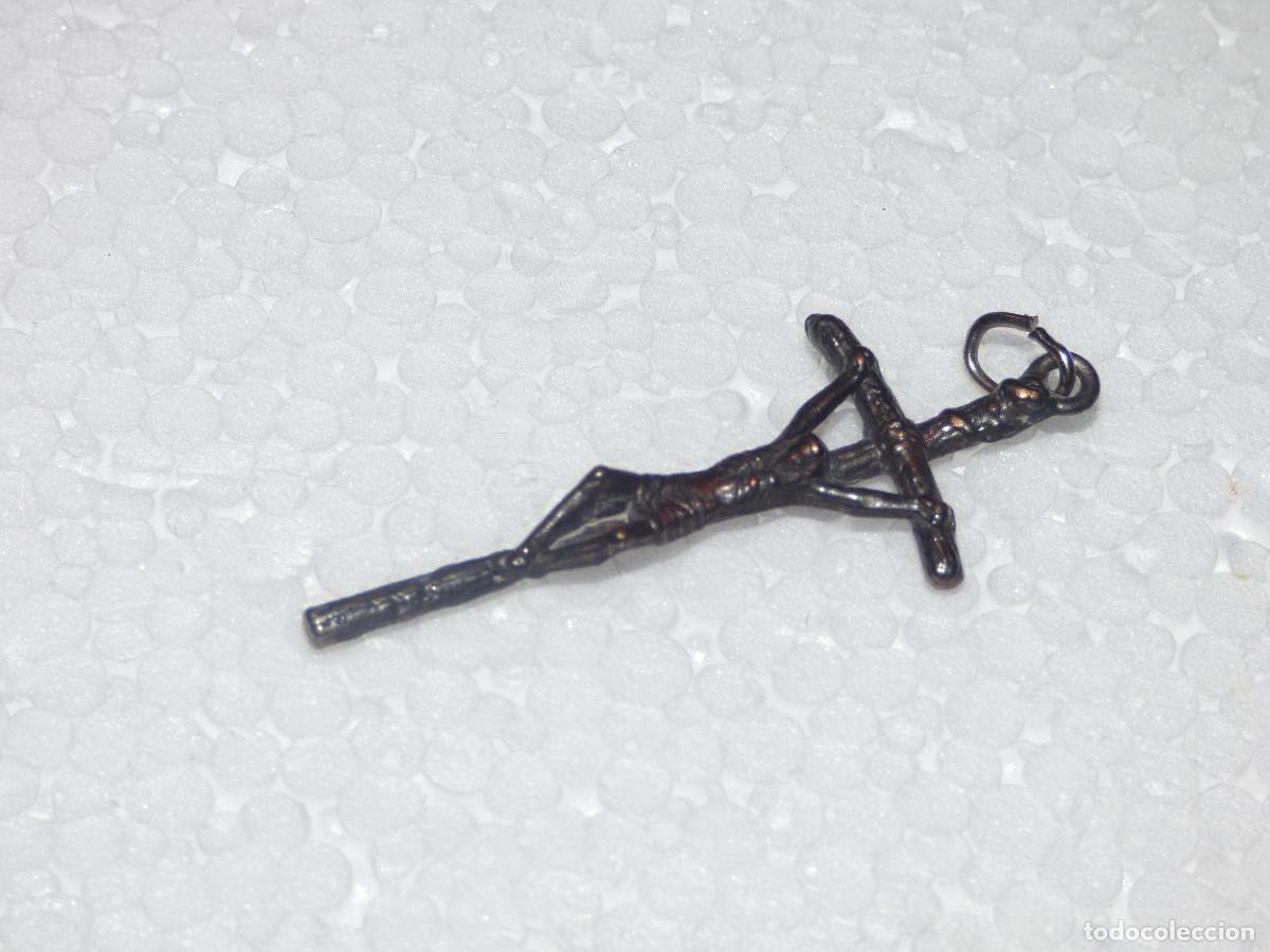 Antig&uuml;edades: Crucifijo. - Foto 2