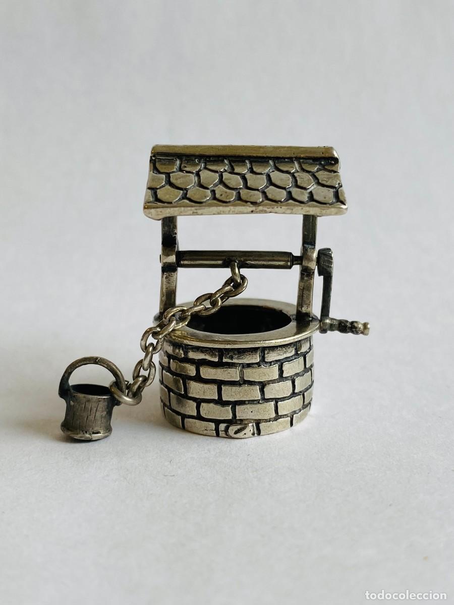 Antig&uuml;edades: Pozo miniatura de plata 800 - Foto 1