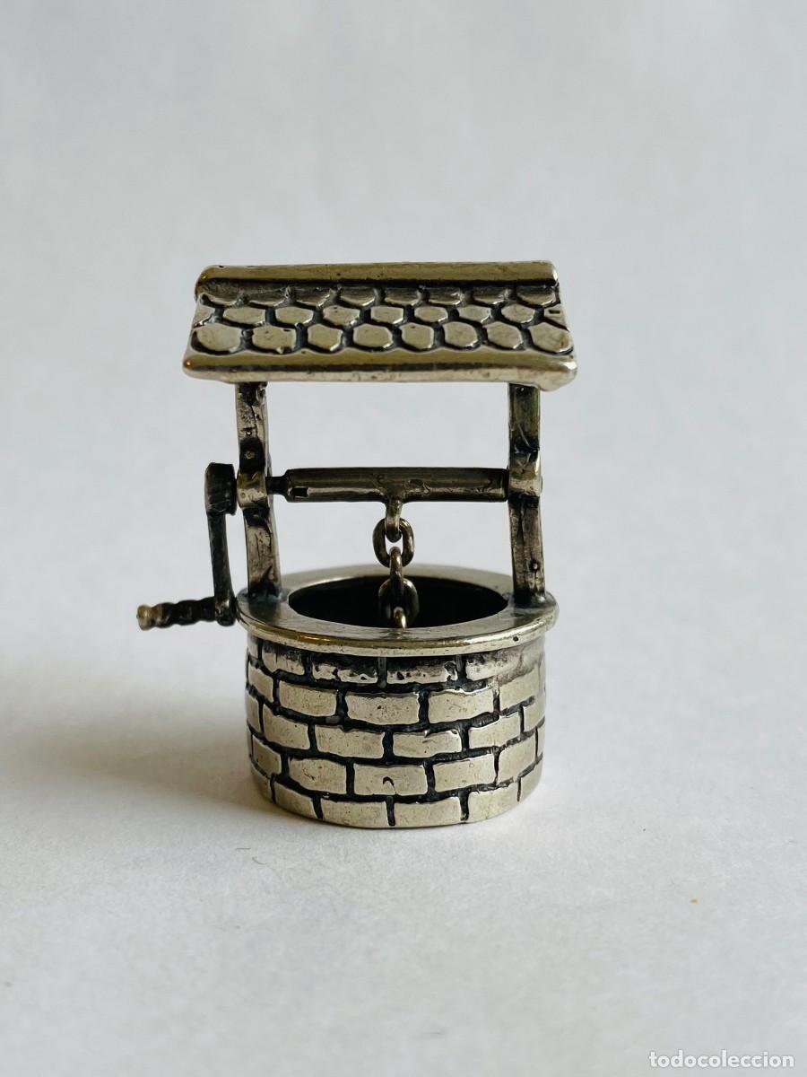 Antig&uuml;edades: Pozo miniatura de plata 800 - Foto 2