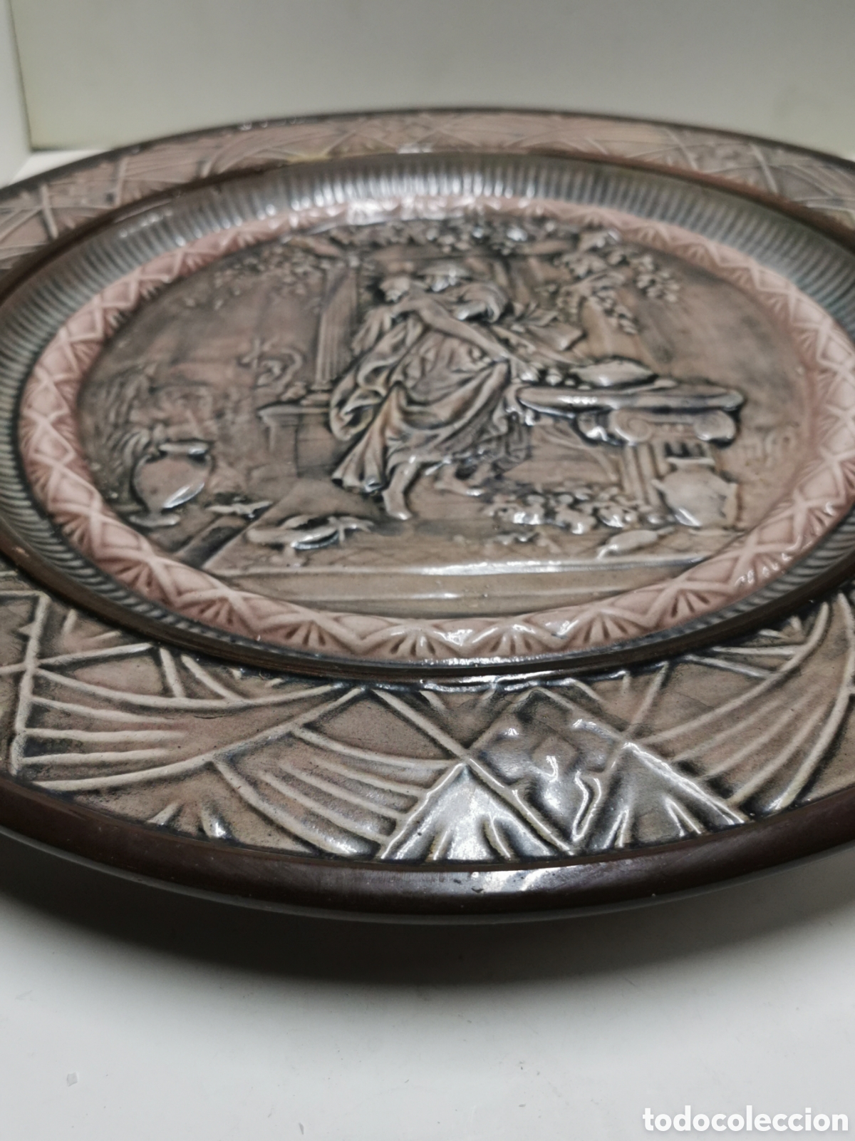 Antig&uuml;edades: Plato porcelana en relieve - Foto 4