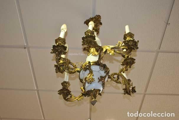 Antig&uuml;edades: L&Aacute;MPARA DE TECHO LUIS XV BRONCE Y CRISTAL DE OPALINA - Foto 3