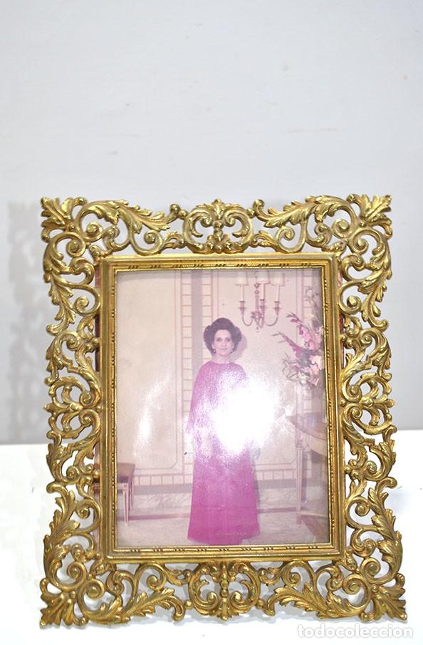 Antig&uuml;edades: MARCO DE MESA BRONCE DORADO - Foto 1
