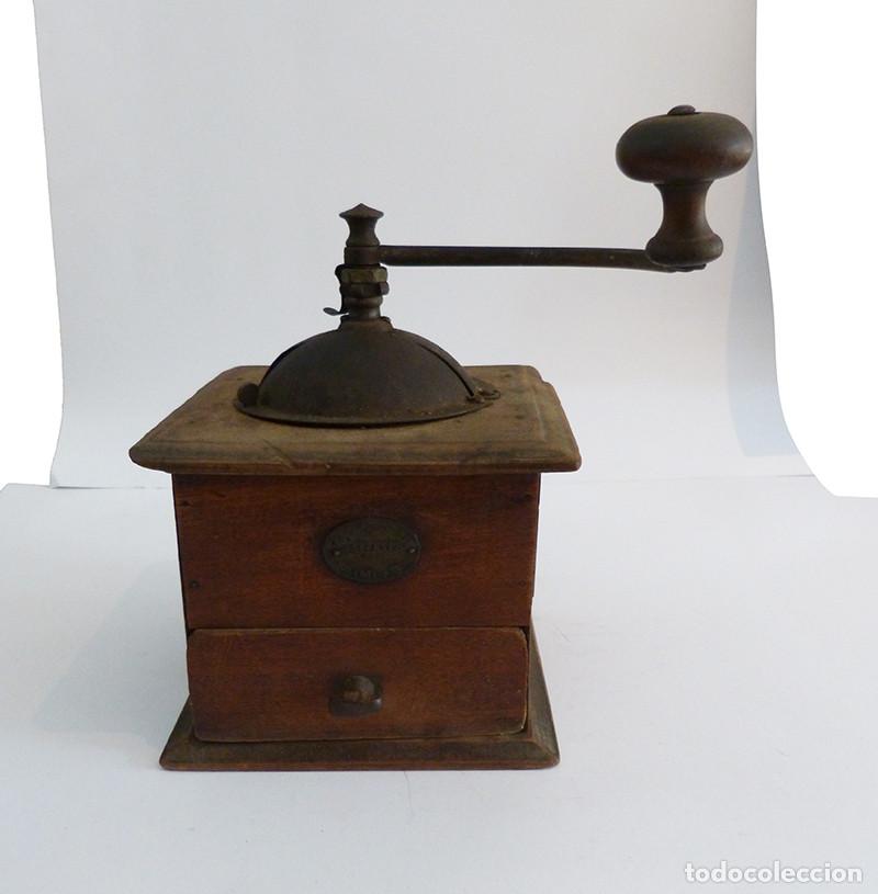 Antiques: Molinillo de caf&eacute; Peugeot T (1865-1880)