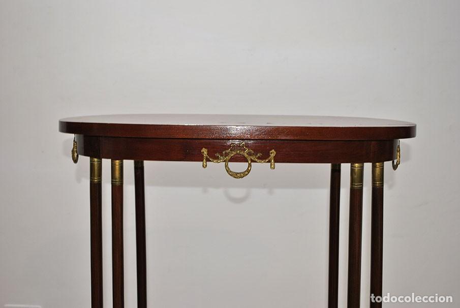 Antig&uuml;edades: PEDESTAL DE CAOBA Y BRONCE ESTILO IMPERIO - Foto 2