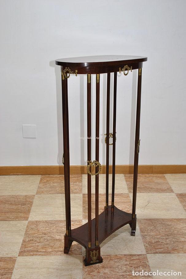 Antig&uuml;edades: PEDESTAL DE CAOBA Y BRONCE ESTILO IMPERIO - Foto 7