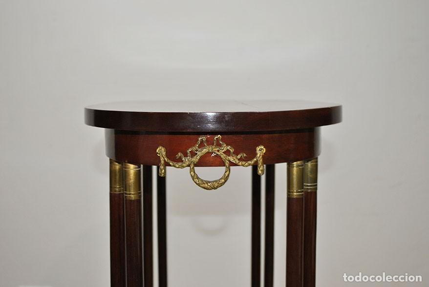 Antig&uuml;edades: PEDESTAL DE CAOBA Y BRONCE ESTILO IMPERIO - Foto 9