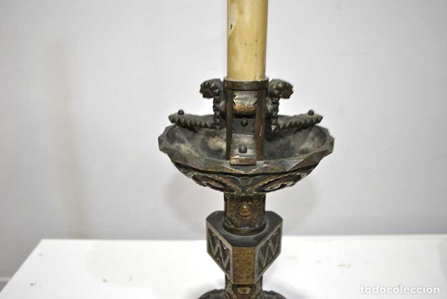 Antig&uuml;edades: APLIQUE O HACHERO MEDIEVAL BRONCE DORADO - Foto 3