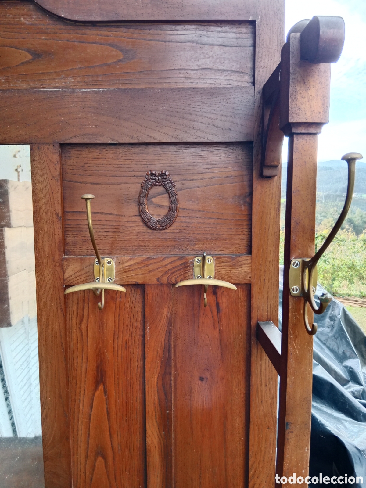 Antig&uuml;edades: Perchero modernista de pared - Foto 3