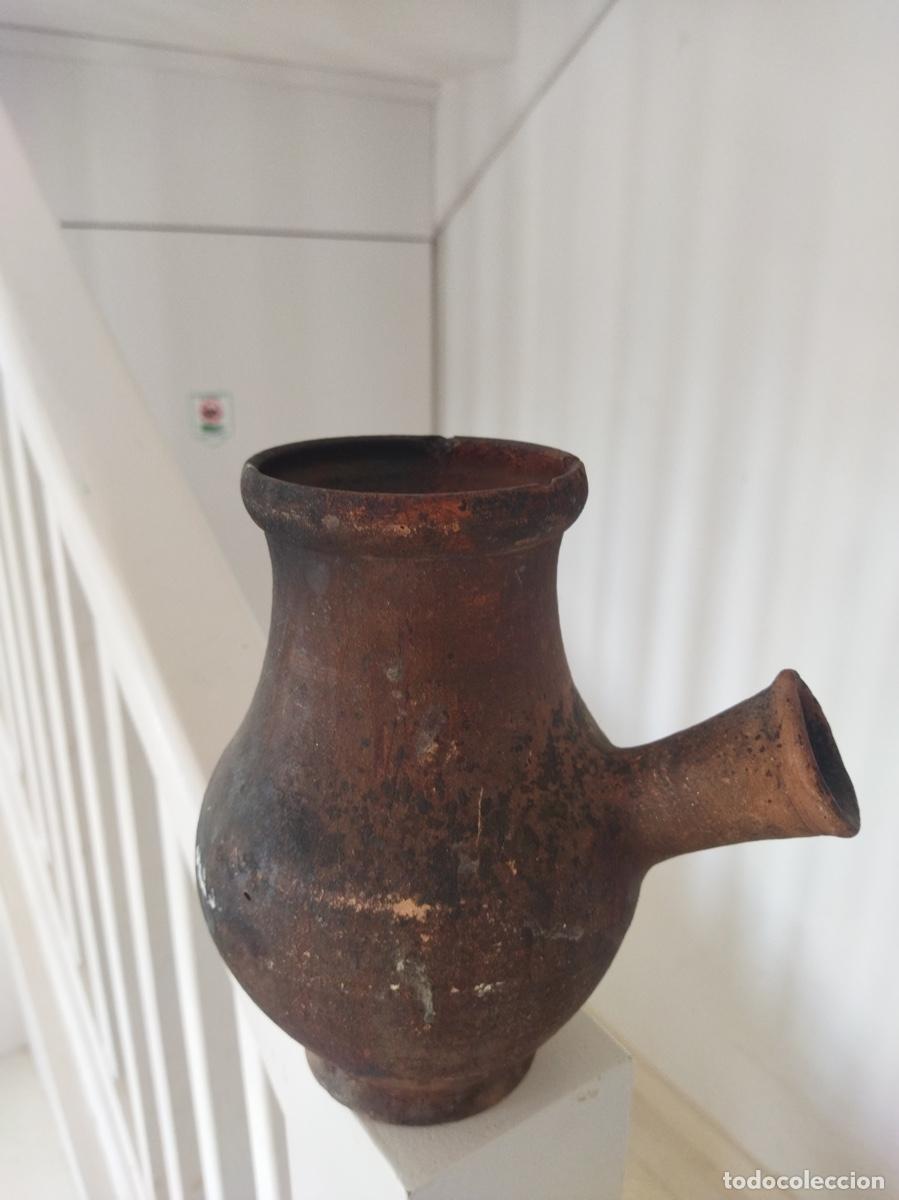 Antig&uuml;edades: Chocolatera antigua - Foto 1