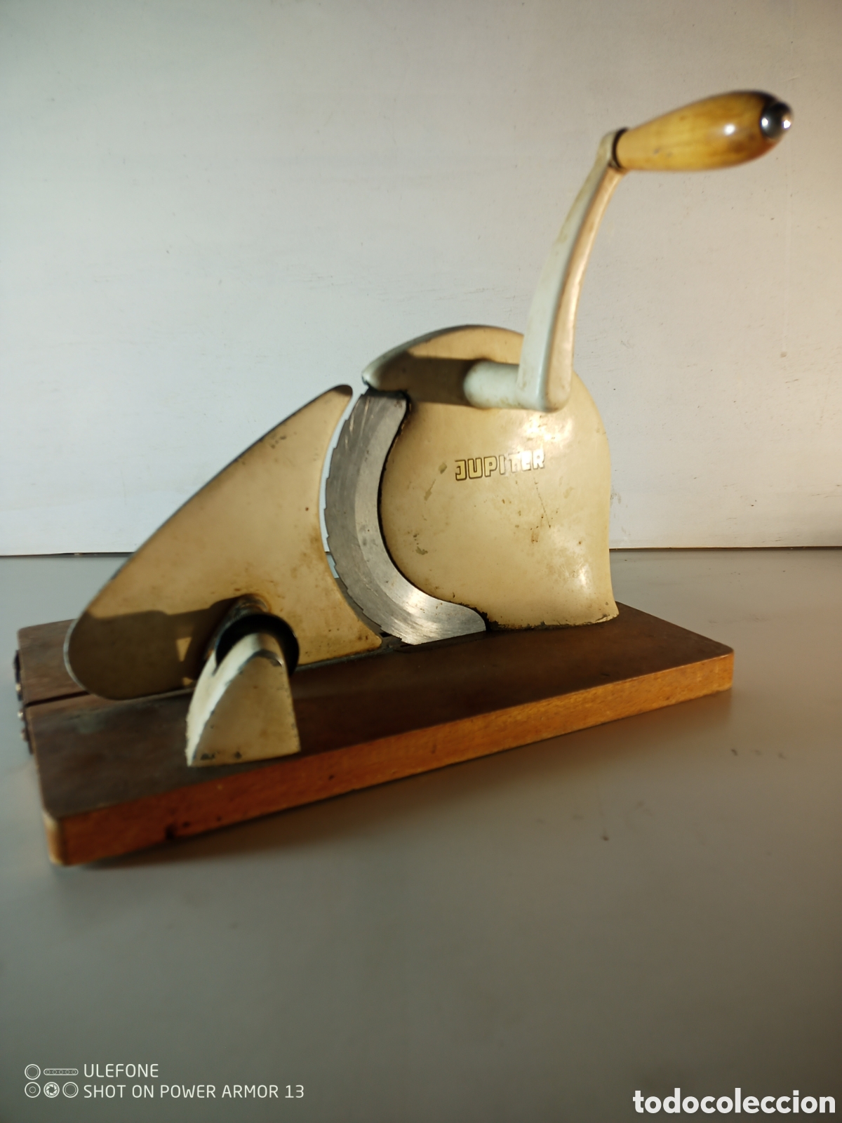 Antiguidades: Antigua cortadora fiambre Jupiter