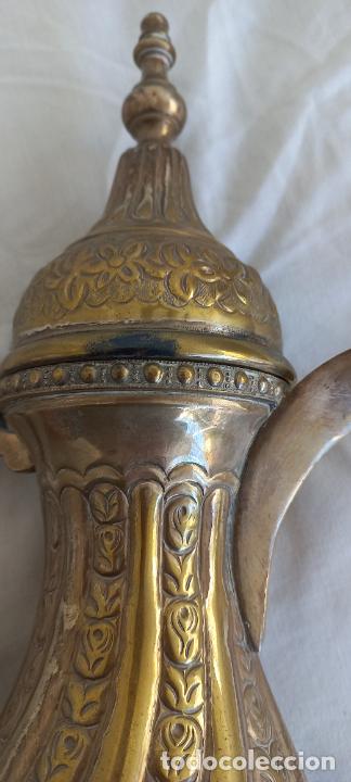 Antig&uuml;edades: CAFETERA O TETERA DE METAL ARABE - Foto 4