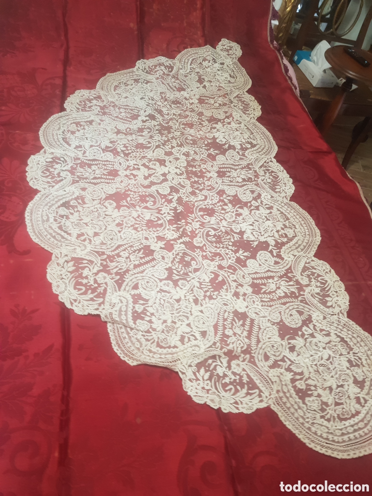 Antig&uuml;edades: Mantilla punto a la aguja - Foto 2