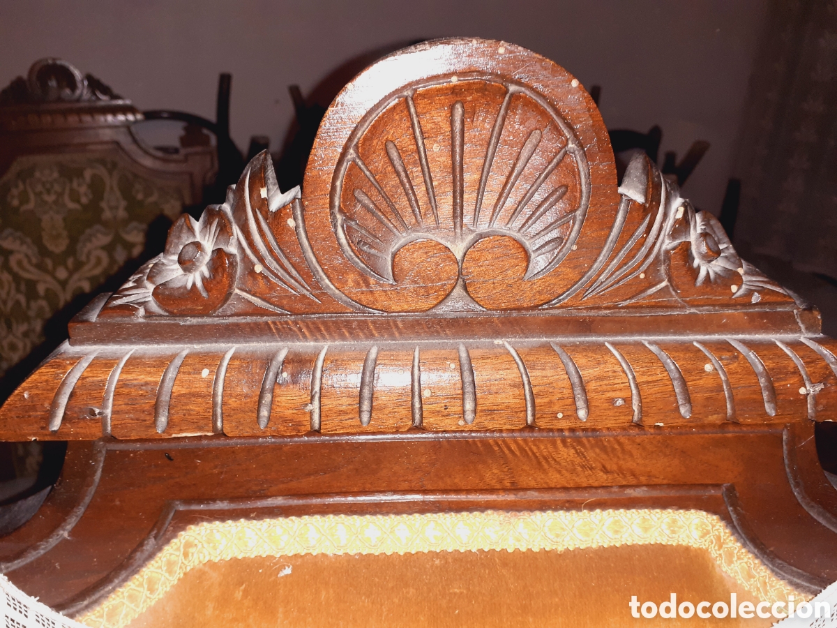 Antig&uuml;edades: Poltronas alfonsinas de nogal - Foto 4