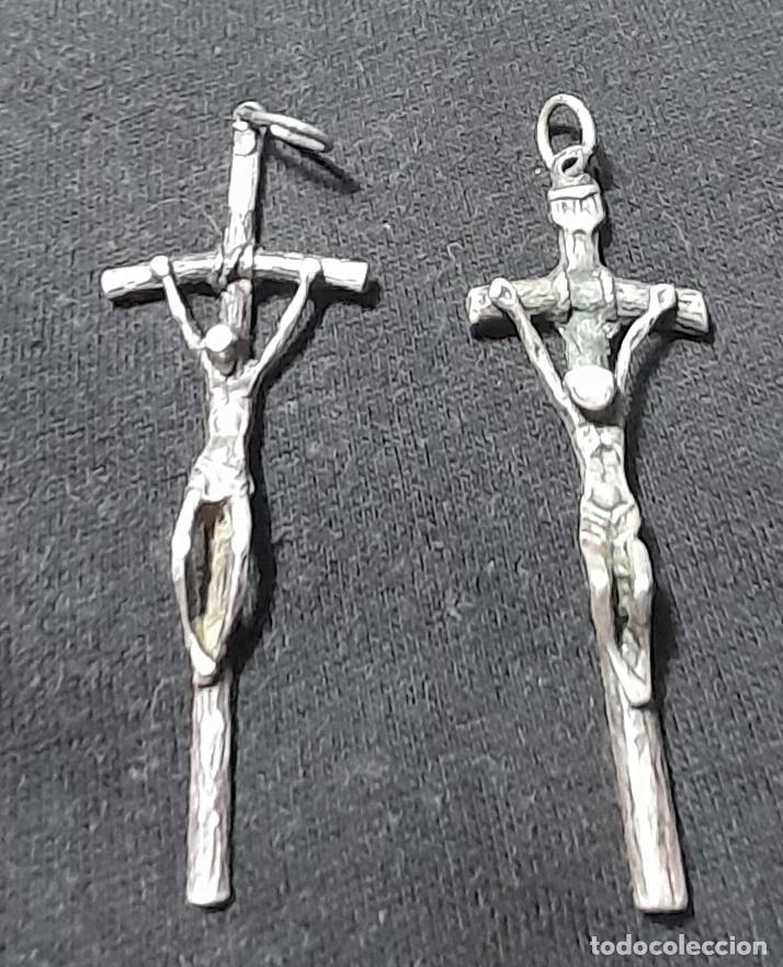 Antig&uuml;edades: 2 crucifijos plata - Foto 1