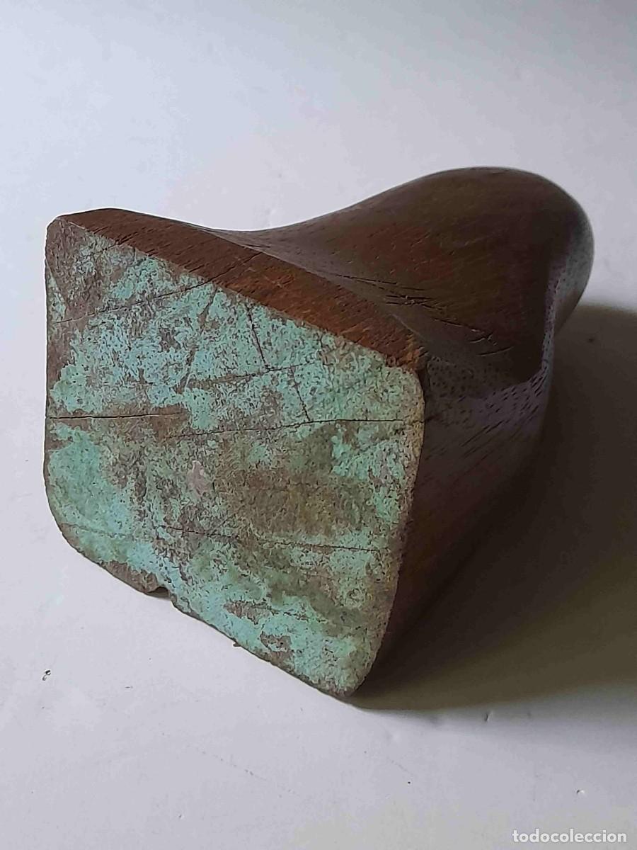 Antig&uuml;edades: figura de madera tallada - Foto 5