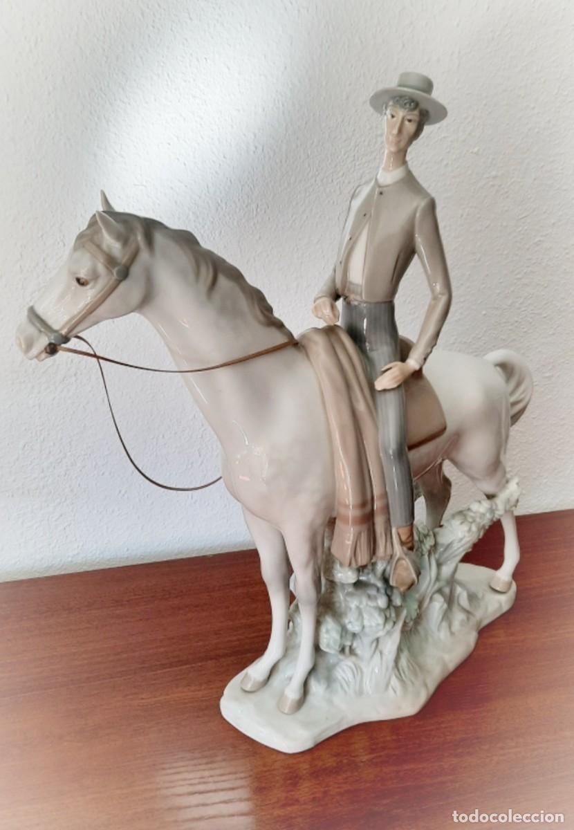 Antig&uuml;edades: Figura jinete lladro - Foto 2