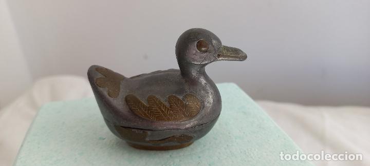 Oggetti Antichi: CAJA, CAJITA O FIGURA DE PATO DE PELTRE ESTA&Ntilde;O Y LAT&Oacute;N O SIMILAR . PEWTER.