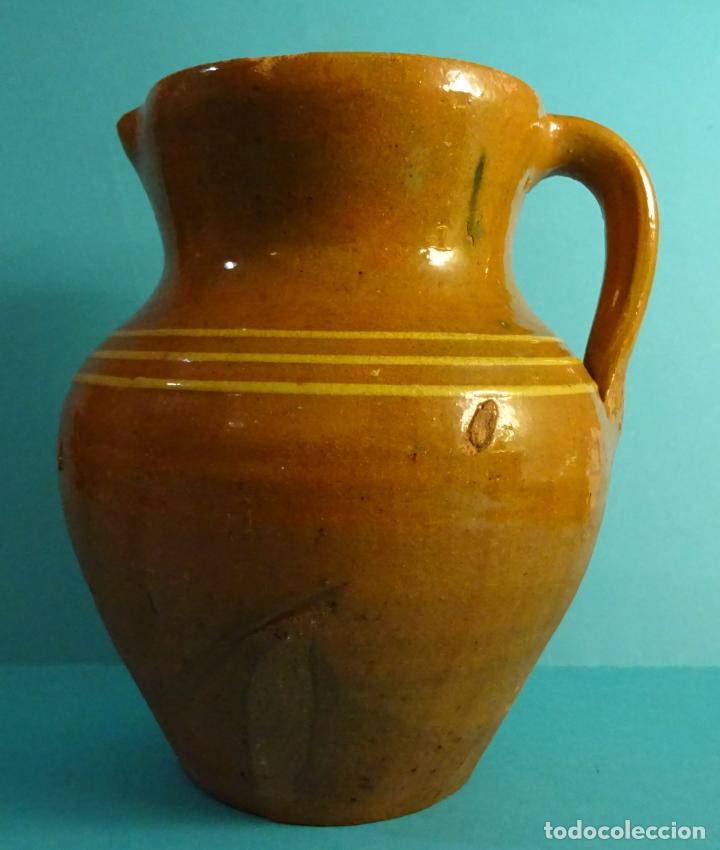 jarra o recipiente de barro para colar el aceit - Buy Antique home and  kitchen utensils on todocoleccion