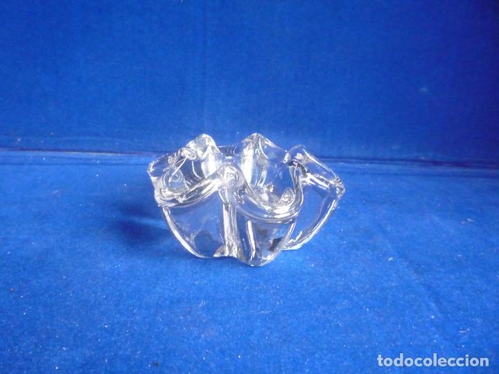 Antiquit&auml;ten: CENICERO O PORTAVELAS CRISTAL