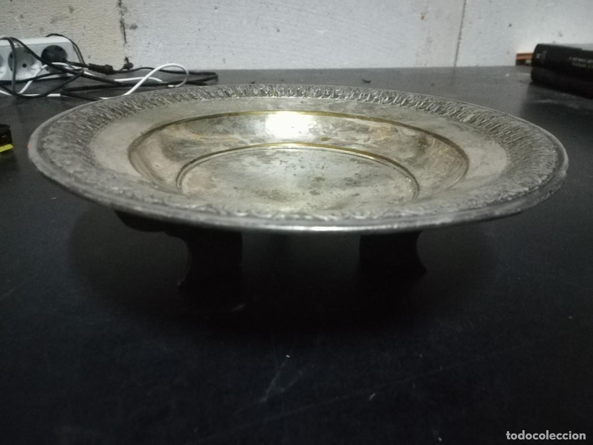 Antig&uuml;edades: PLATO CON BASE METALICO / POL4-AP408 - Foto 1