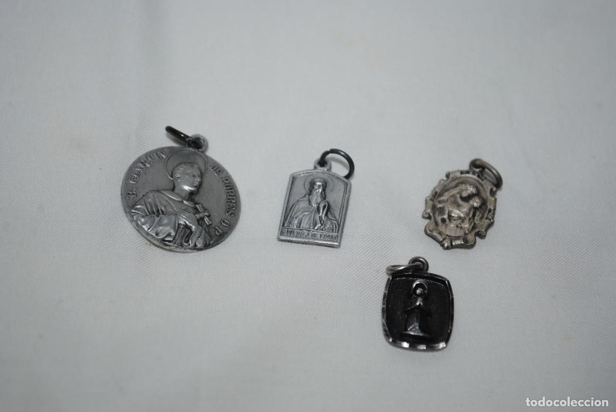 Antig&uuml;edades: LOTE DE MEDALLAS RELIGIOSAS - Foto 1