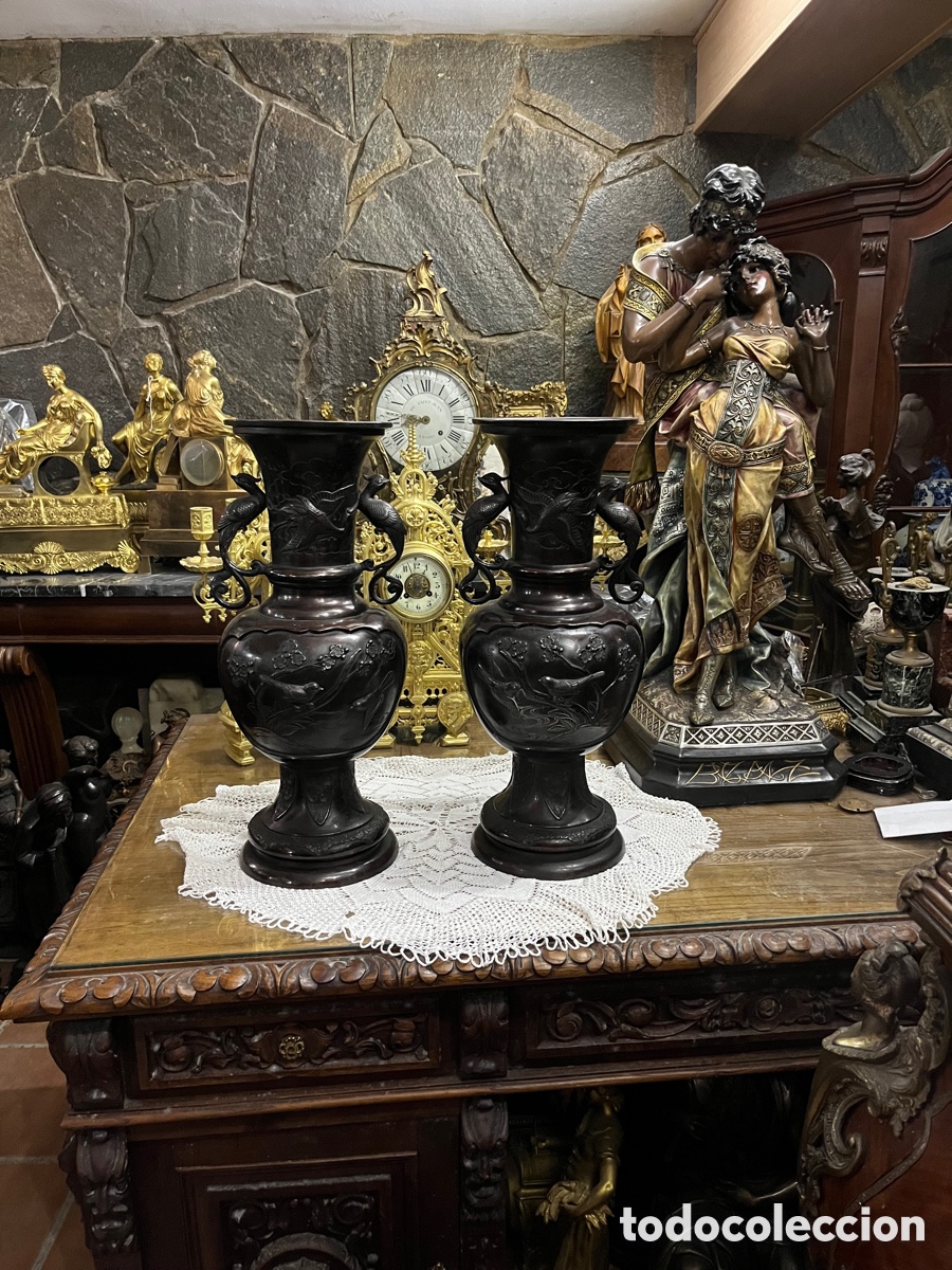 Antig&uuml;edades: Jarrones de bronce - Foto 1