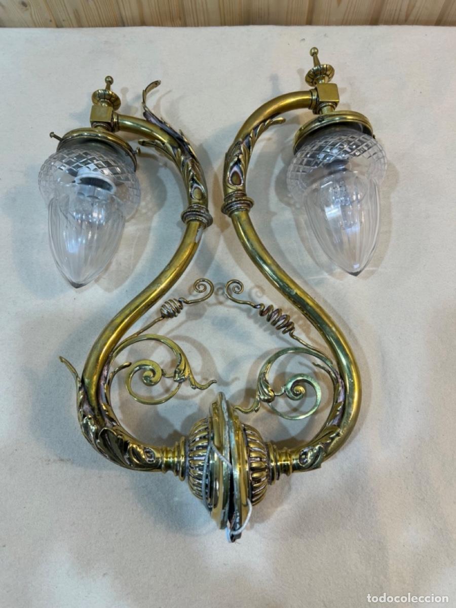 Antig&uuml;edades: PAREJA DE APLIQUES DE PARED EN BRONCE- - Foto 1
