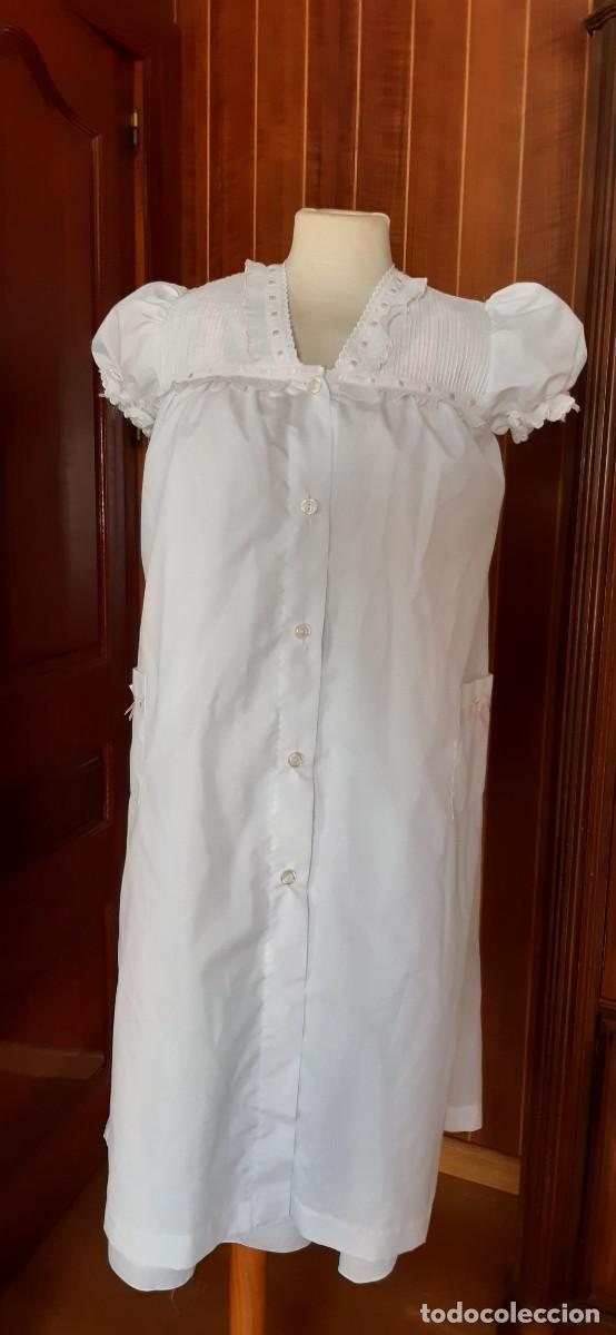 Antig&uuml;edades: BONITO CONJUNTO DE BATA Y CAMISON. - Foto 1