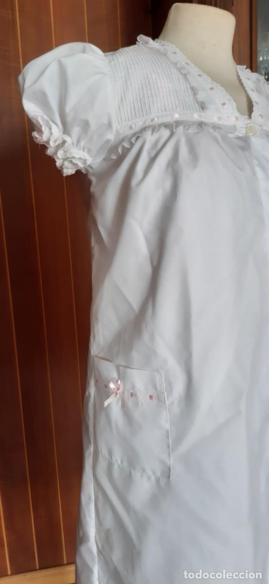 Antig&uuml;edades: BONITO CONJUNTO DE BATA Y CAMISON. - Foto 3