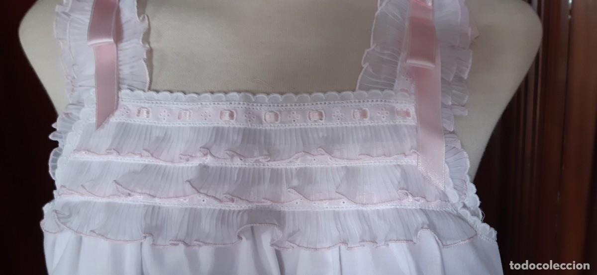 Antig&uuml;edades: BONITO CONJUNTO DE BATA Y CAMISON. - Foto 8