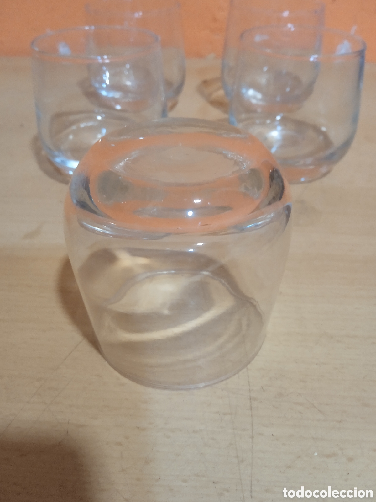 elegante juego de cinco vasos en cristal. - Acquista Altri oggetti antichi  in cristallo e vetro su todocoleccion