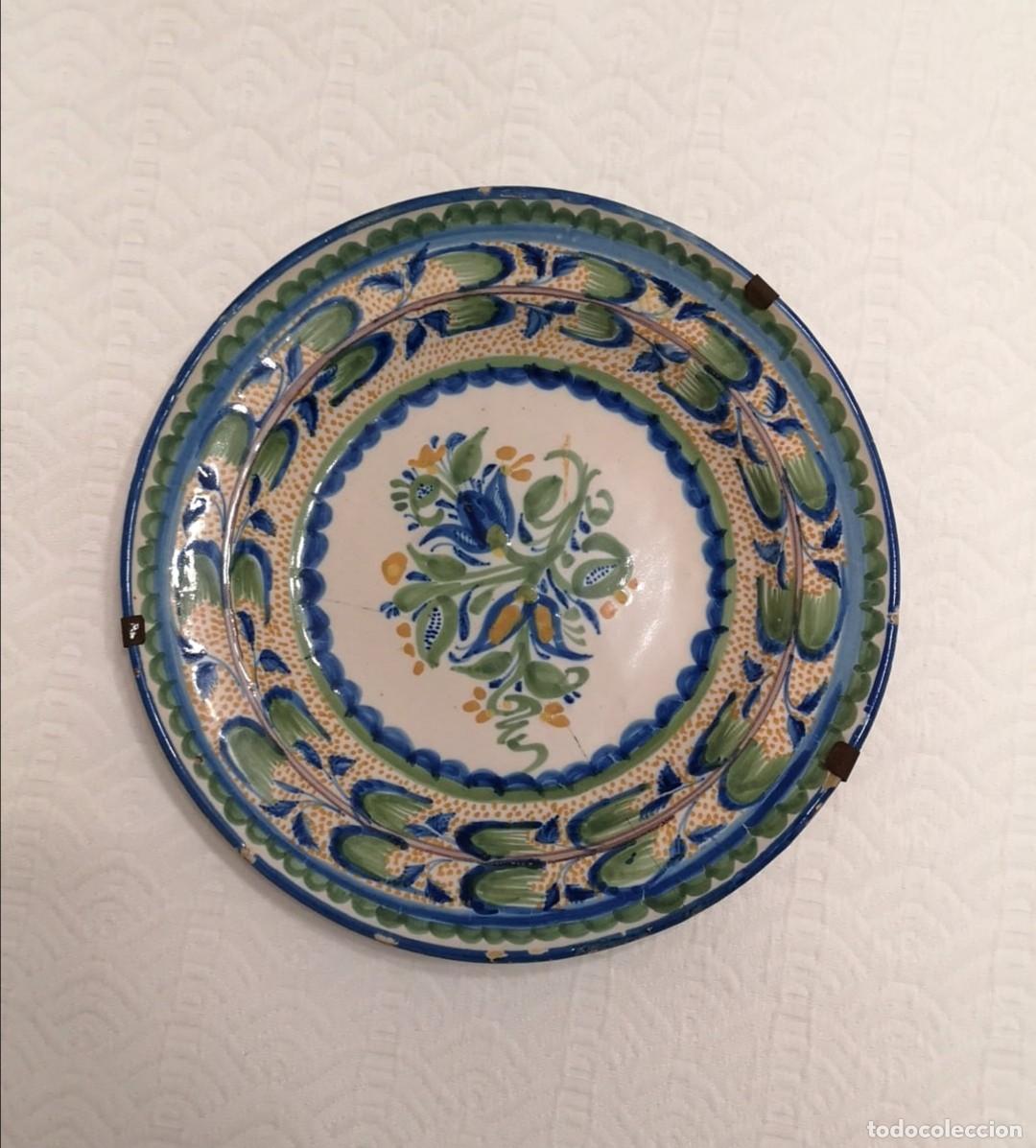 Antig&uuml;edades: Antiguo Plato de Manises - Foto 1