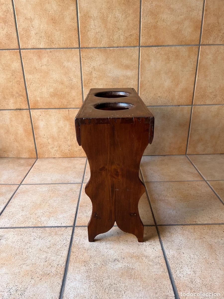 Antig&uuml;edades: Mueble r&uacute;stico porta jarras - Foto 3