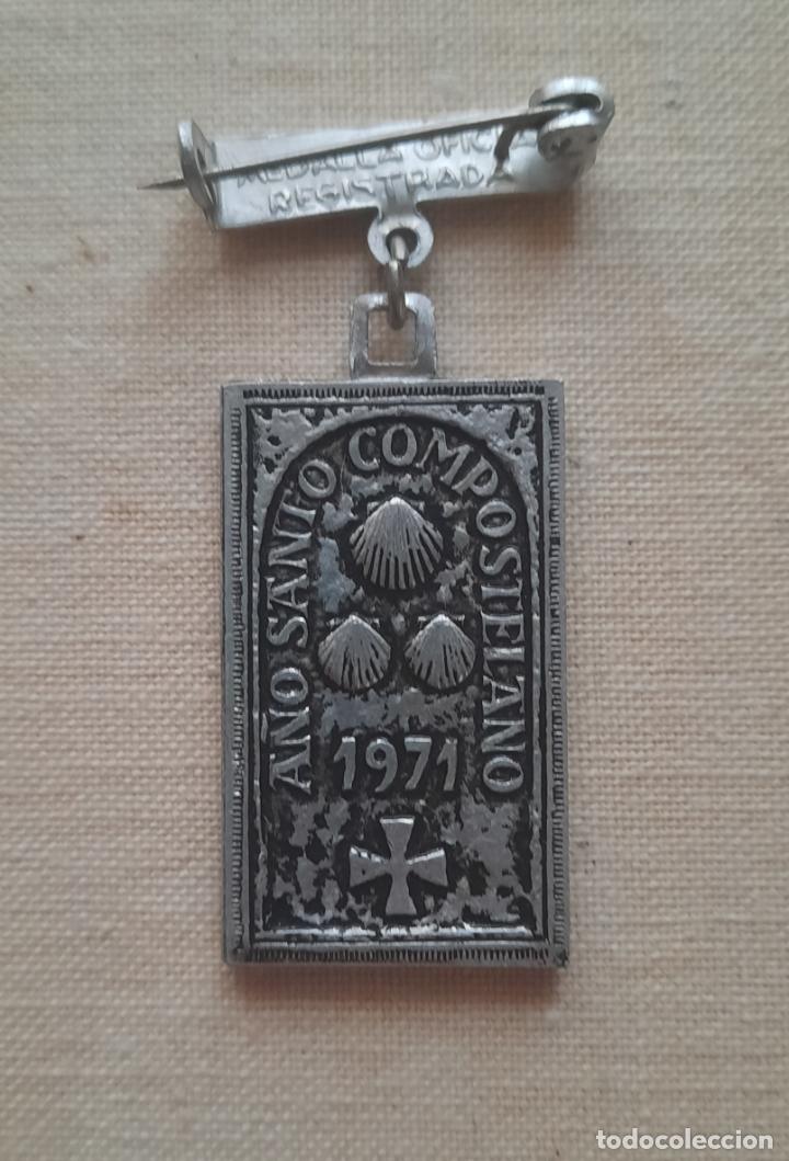 Antig&uuml;edades: MEDALLA A&Ntilde;O SANTO COMPOSTELANO 1971 - Foto 3