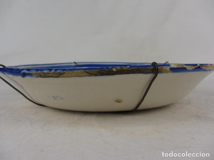 Antig&uuml;edades: Plato de Manises con flor central - s.XIX - Foto 4