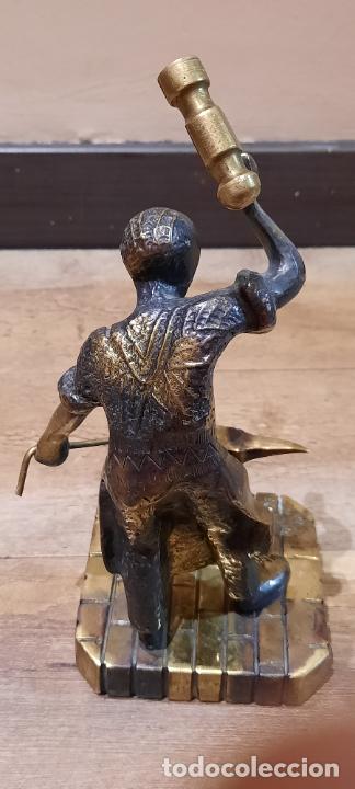 Antig&uuml;edades: FIGURA DE BRONCE HERRERO EN FRAGUA - Foto 9